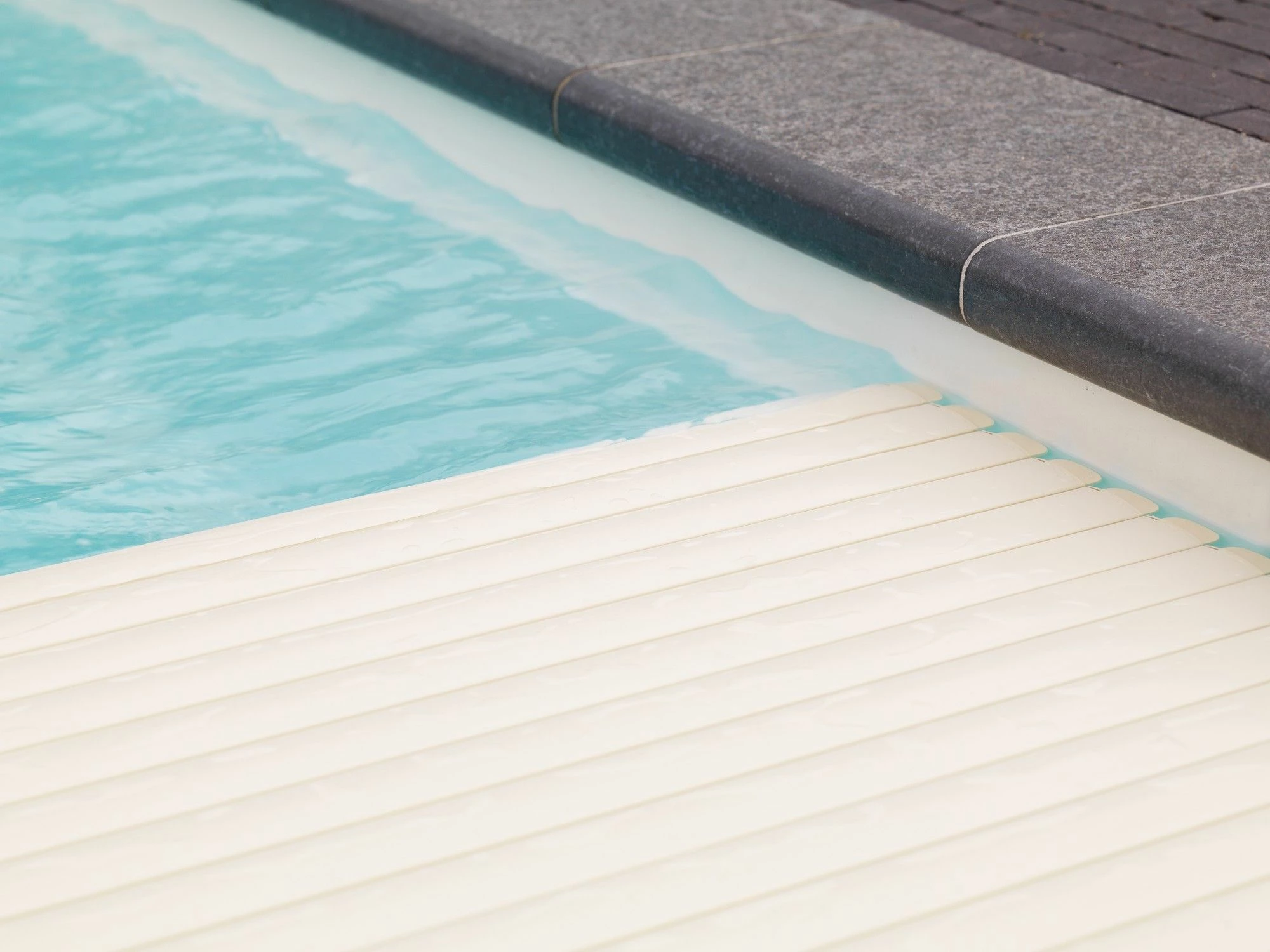 Roldeck PVC Creme Lamellen 3 Roldeck PVC Creme Lamellen