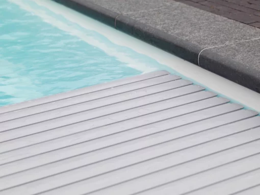 Roldeck PVC Grijze Lamellen 3 Roldeck PVC Grijze Lamellen -NL Zwembad Verkoopwinkel pvc50 grey